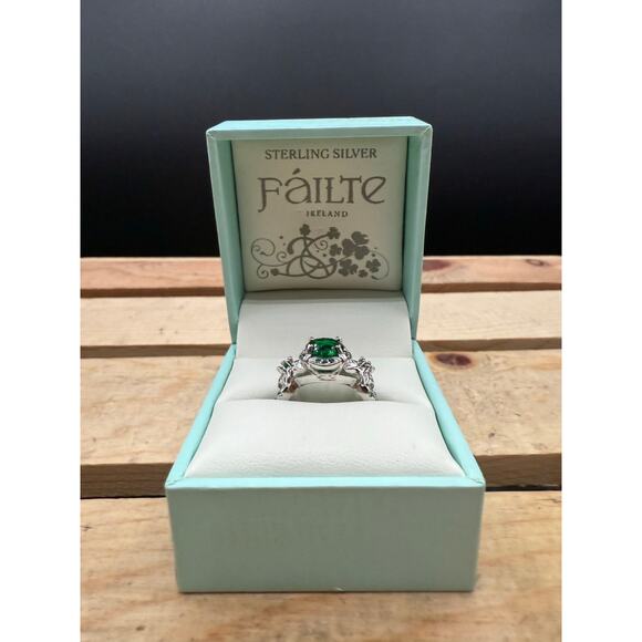 Failte Ireland Sterling Silver Ring by Solvar Jewelry in Box